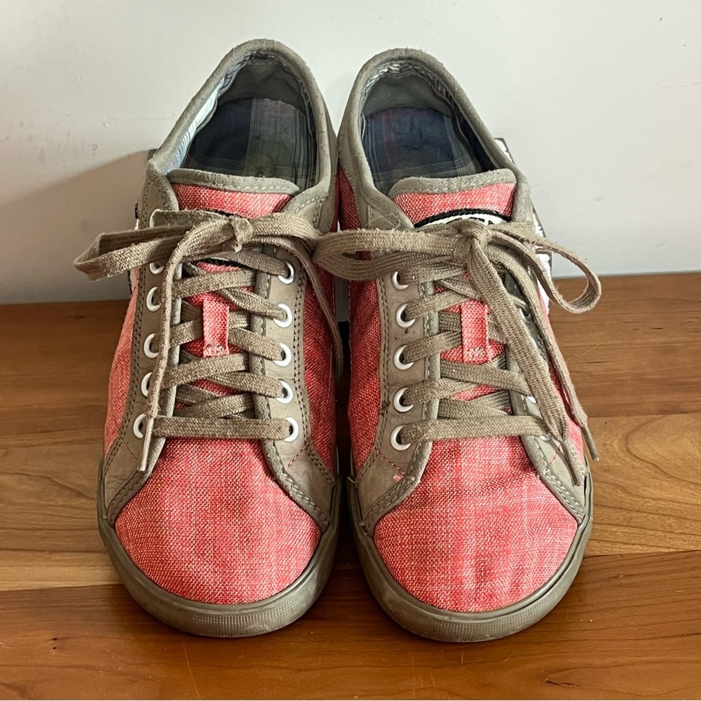 Keen Coronado Red Canvas Taupe Leather Low Top Sneakers Womens 8.5 1004619 - Picture 3 of 9